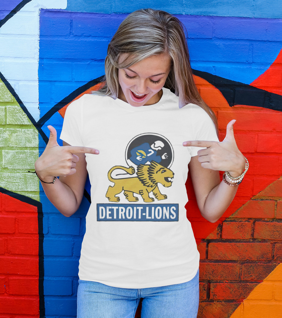 Detroit Lions 1952 Vintage Inspired Graphic With Classic Lion Emblem T-Shirt