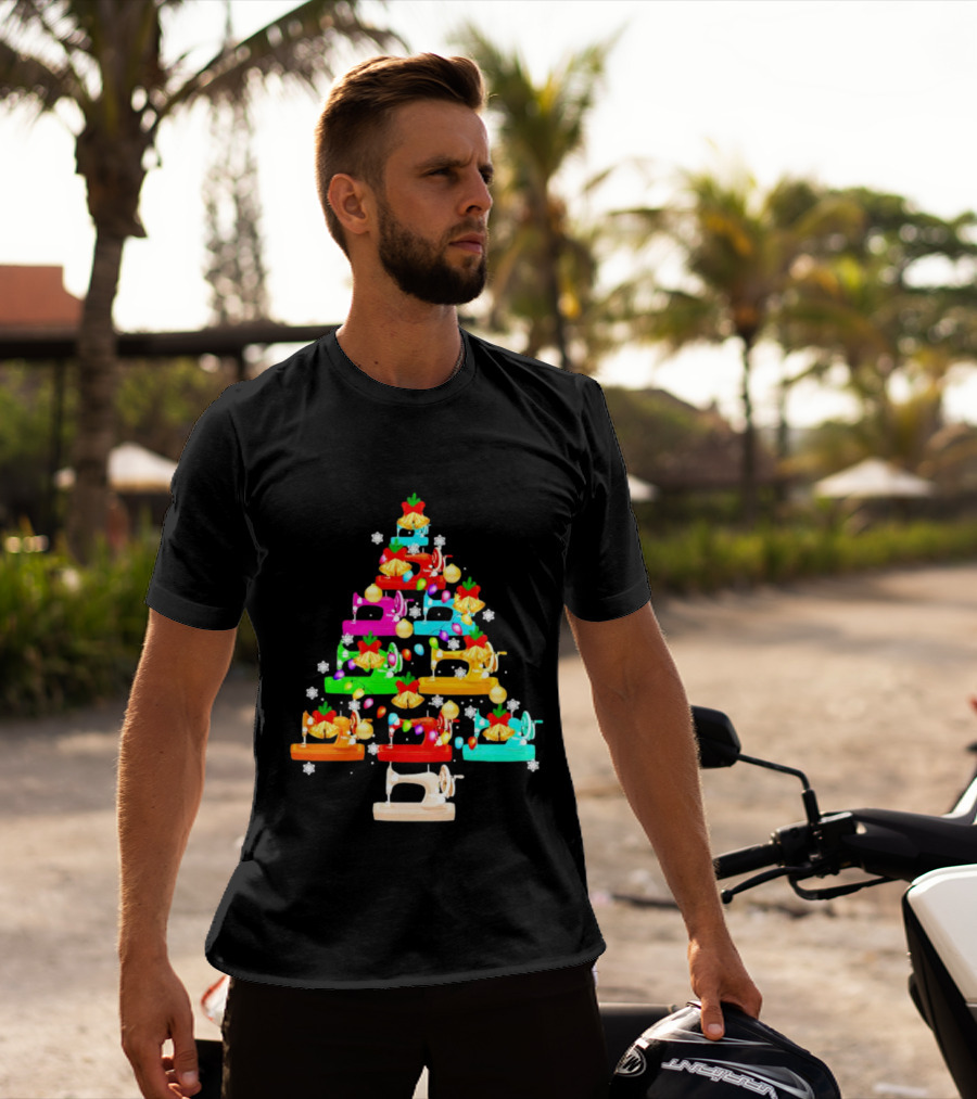 Quilt Sewing Lover Christmas Tree Sewing Machine Festive T-Shirt