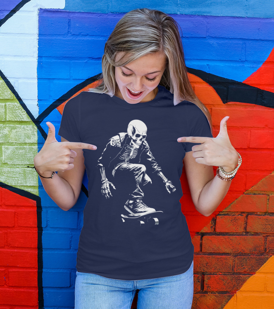 Skeleton Skateboarder Cool Iconic Street Style Skater Pose T-Shirt