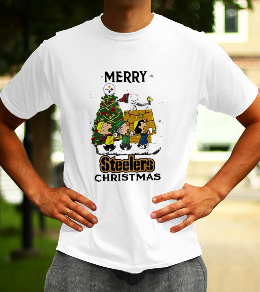 Merry Christmas Pittsburgh Steelers Peanuts Characters T-Shirt