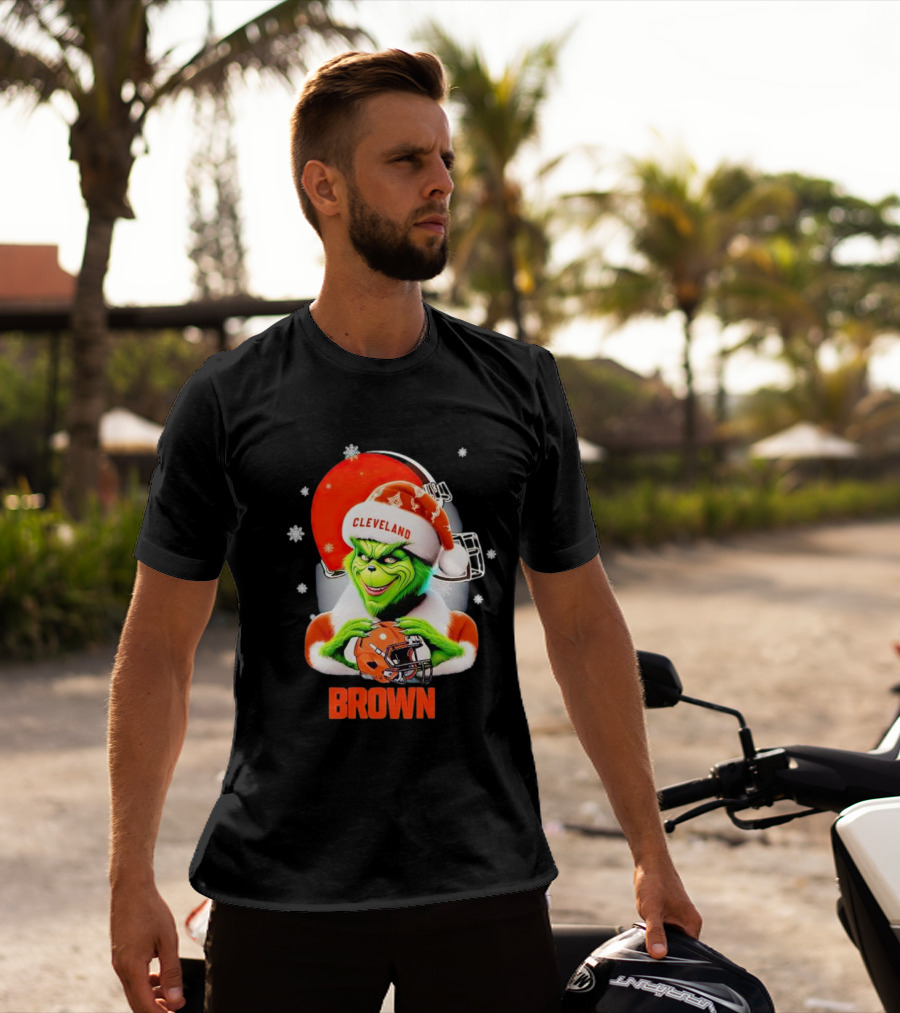 Grinch Cleveland Browns Christmas Football Snowflakes T-Shirt