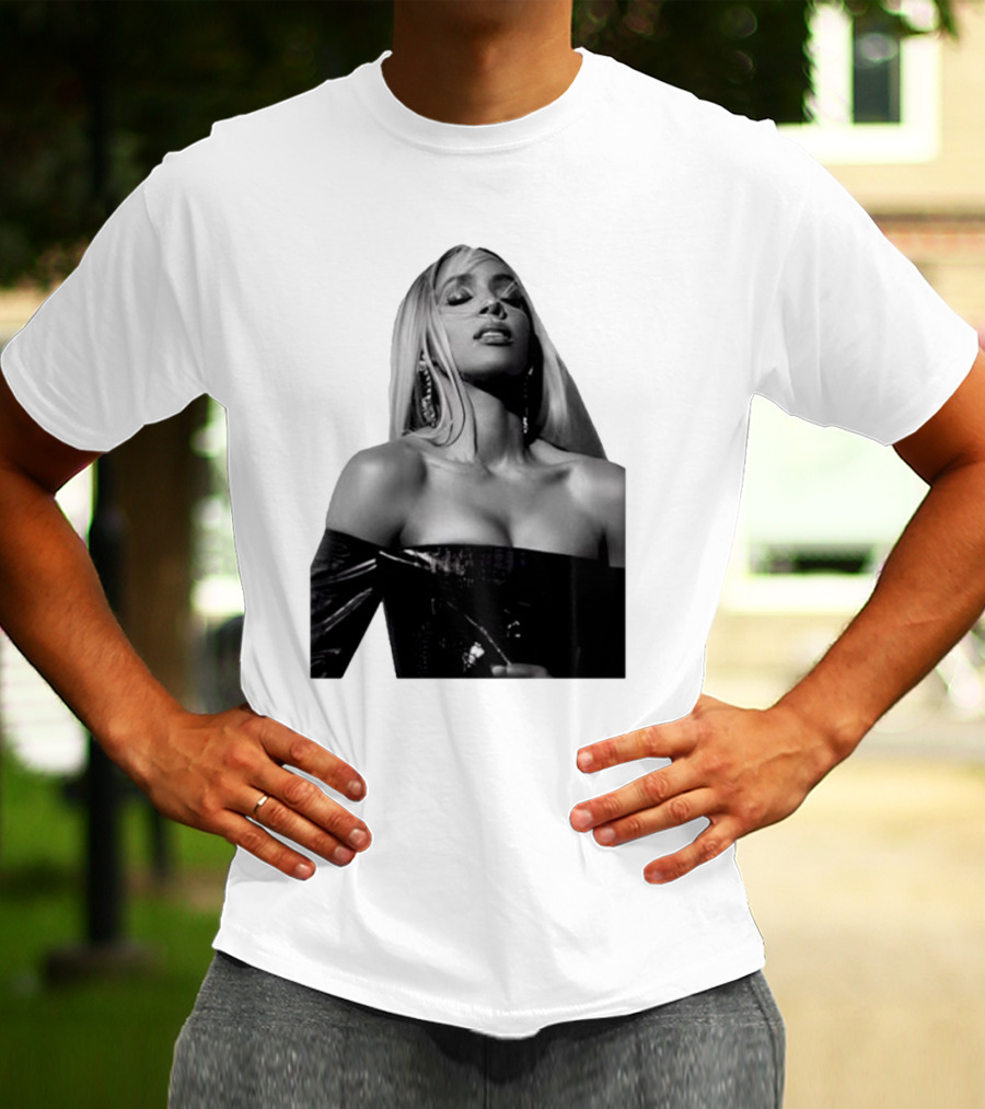 Kelly Rowland Krew Iconic Black And White Fashion Pose T-Shirt
