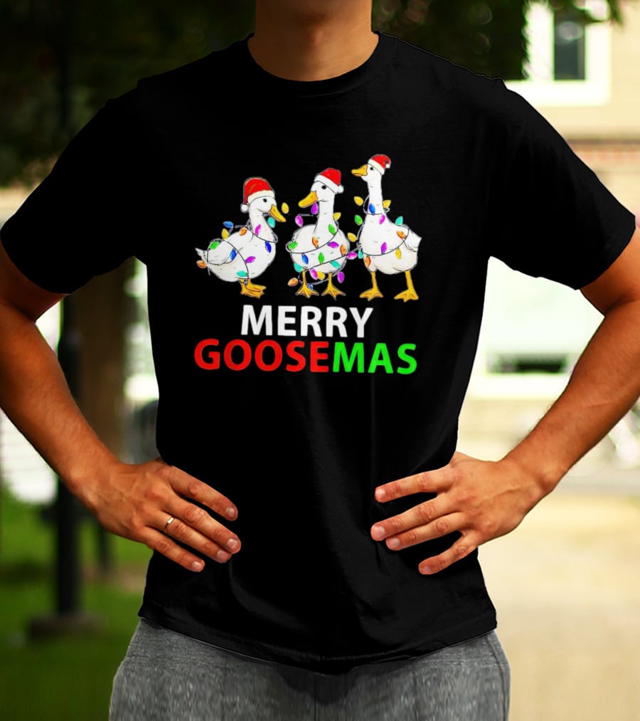 Merry Goosemas Santa Hat Geese Wrapped In Christmas Lights T-Shirt