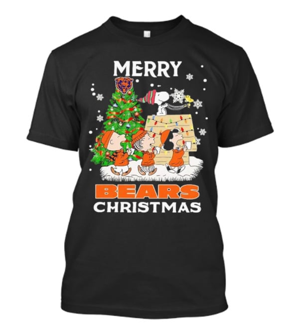 Peanuts Christmas Chicago Bears Merry Holiday Scene T-Shirt
