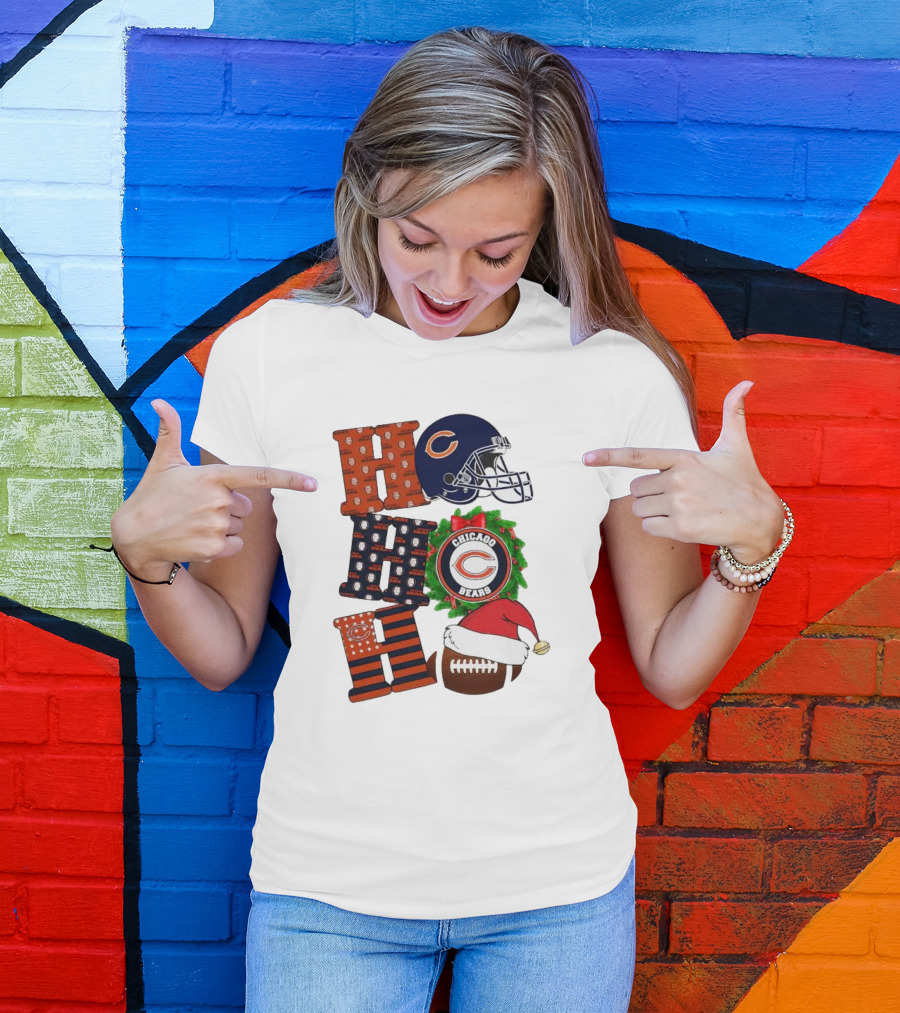 Chicago Bears Ho Ho Ho Merry Christmas Football Helmet Wreath Santa Hat T-Shirt