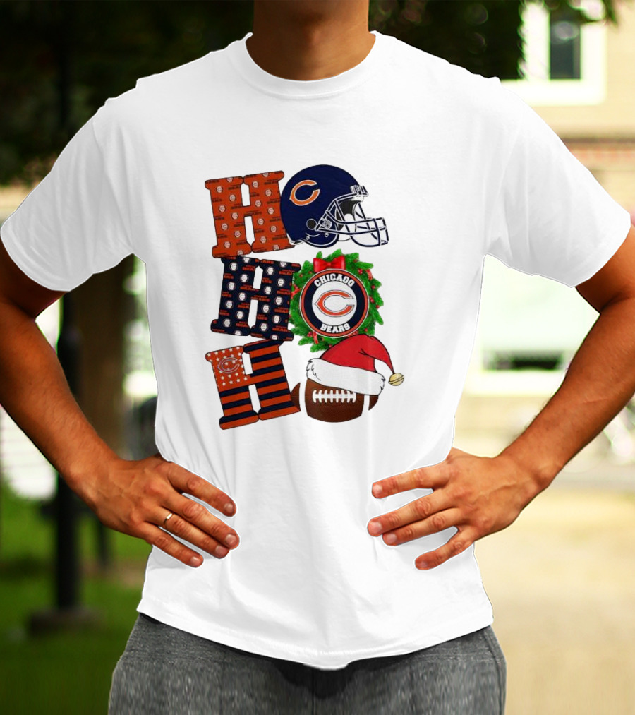 Chicago Bears Ho Ho Ho Merry Christmas Football Helmet Wreath Santa Hat T-Shirt