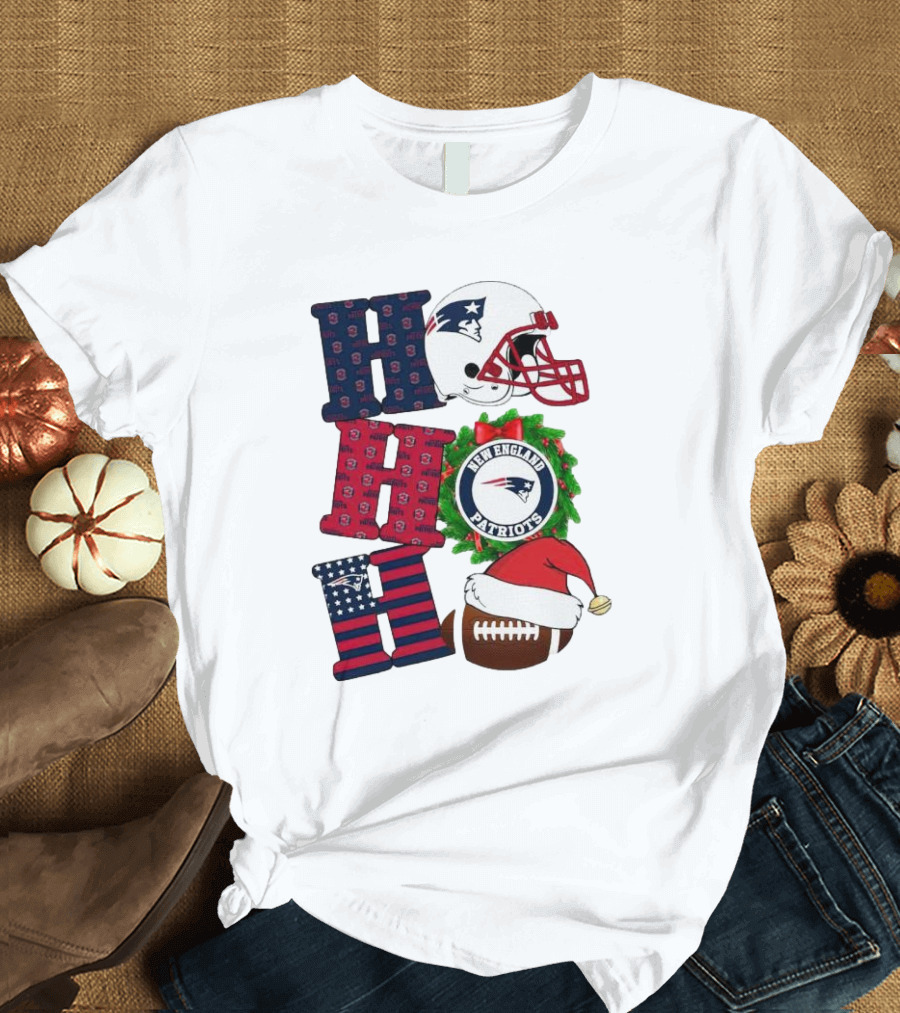 New England Patriots Ho Ho Ho Merry Christmas Football Helmet Wreath Santa Hat Football T-Shirt