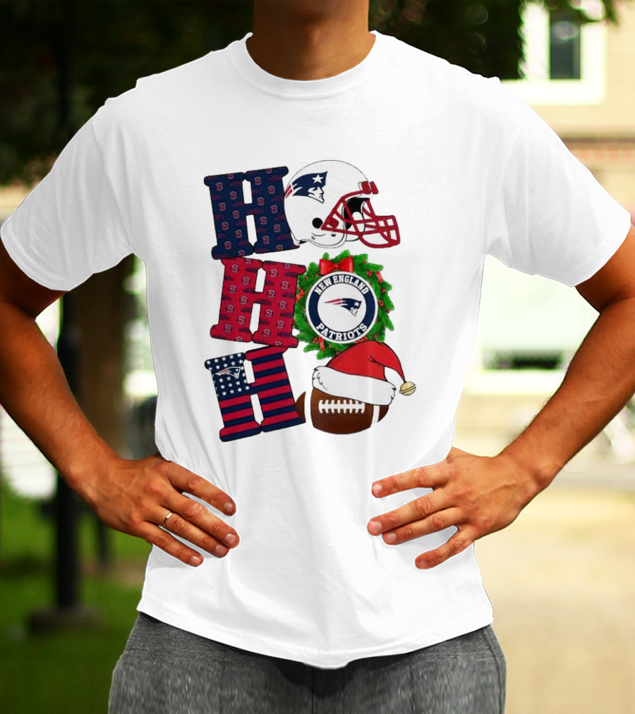 New England Patriots Ho Ho Ho Merry Christmas Football Helmet Wreath Santa Hat Football T-Shirt