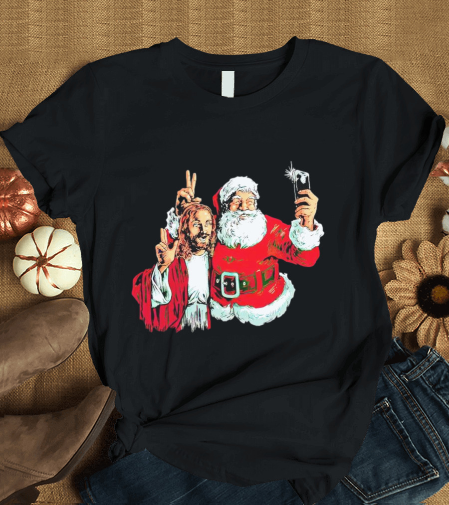 Santa And Jesus Taking Selfie Best Friends Christmas T-Shirt
