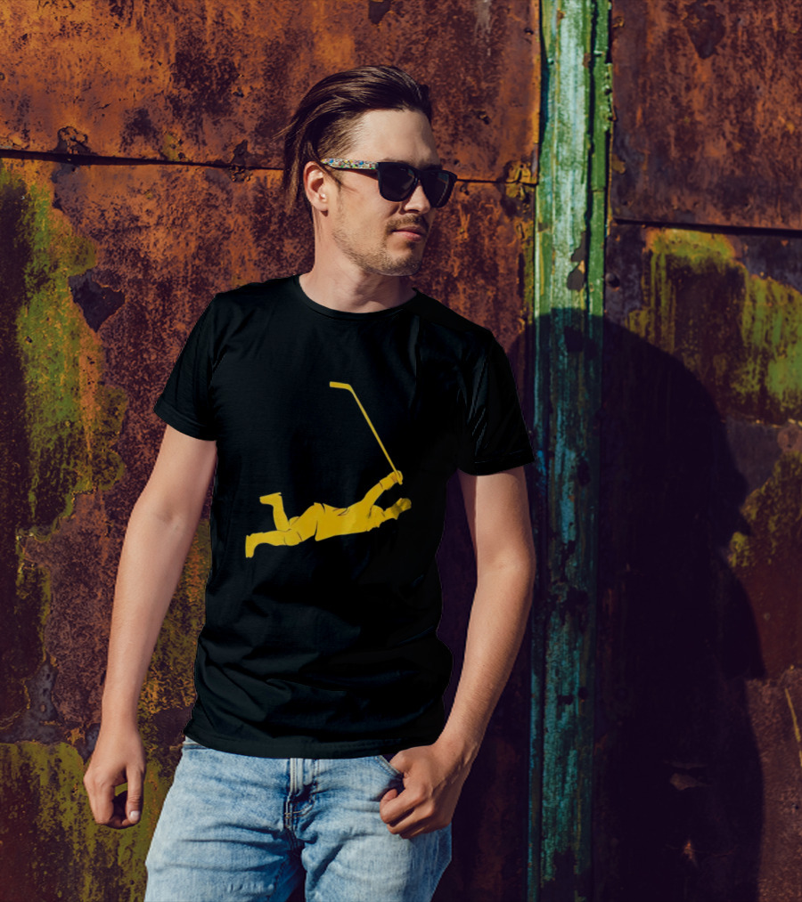 Bobby Orr Flying Hockey T-Shirt