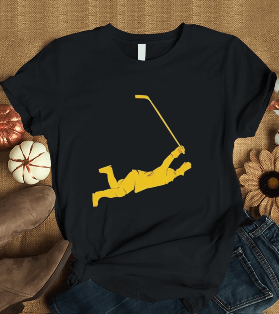 Bobby Orr Flying Hockey T-Shirt