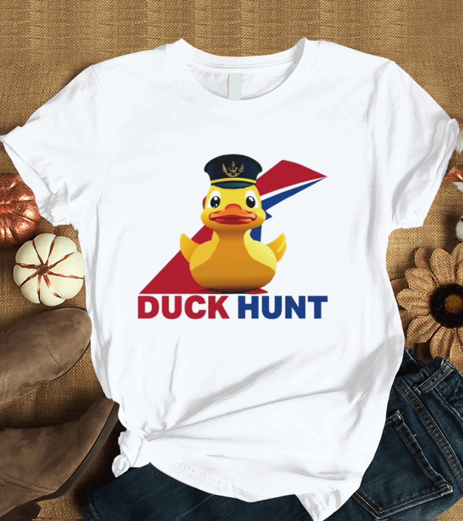 Cruising Duck Hunt Captain Rubber Duck Navy T-Shirt