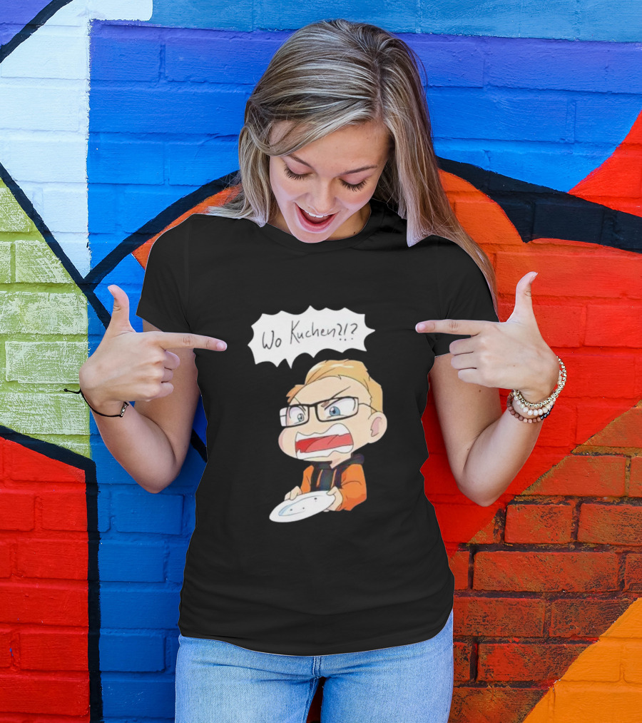 Wo Kuchen Cartoon Character With Glasses Holding A Plate T-Shirt