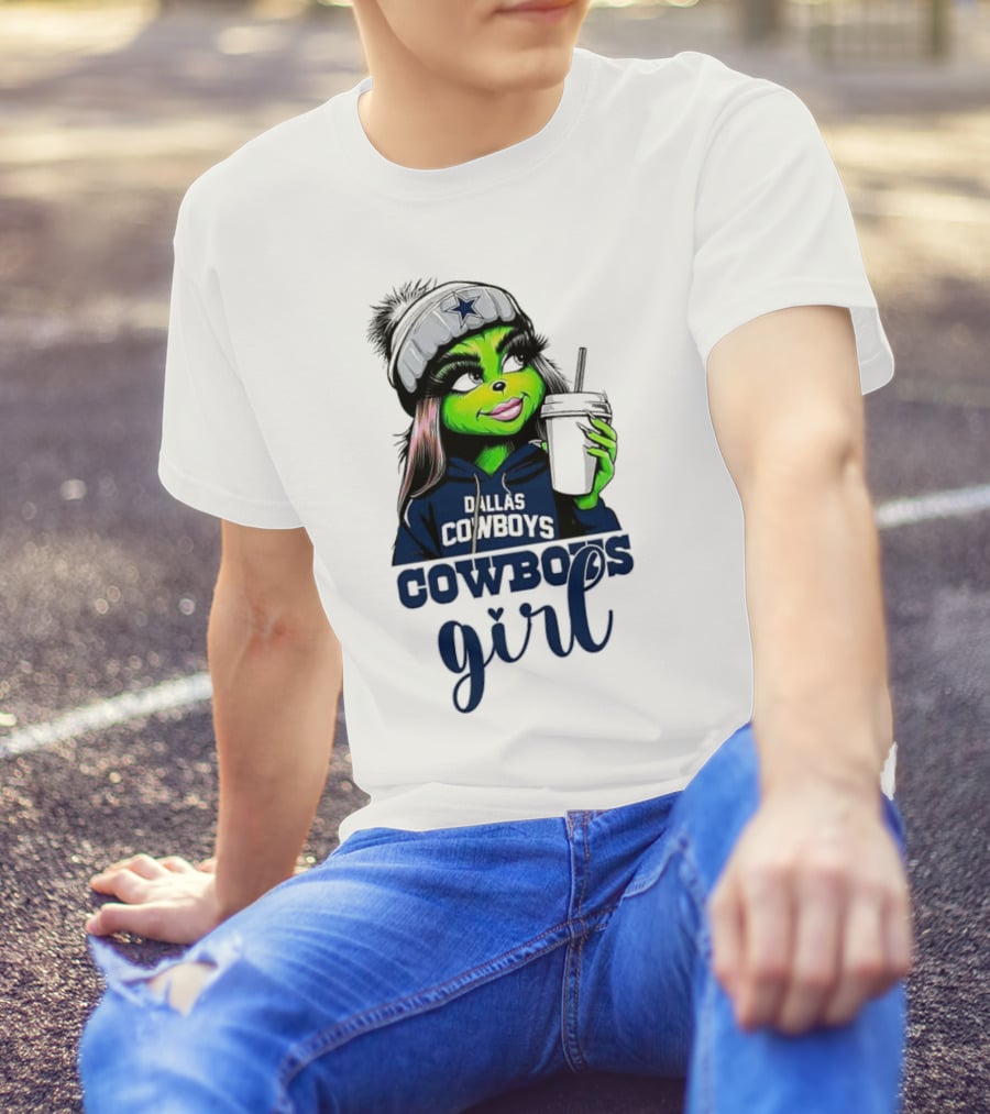 Grinch Dallas Cowboys Girl Drinking Coffee T-Shirt