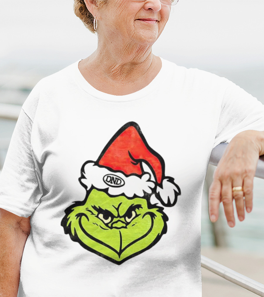 Grinch Christmas DND Santa Hat Image T-Shirt