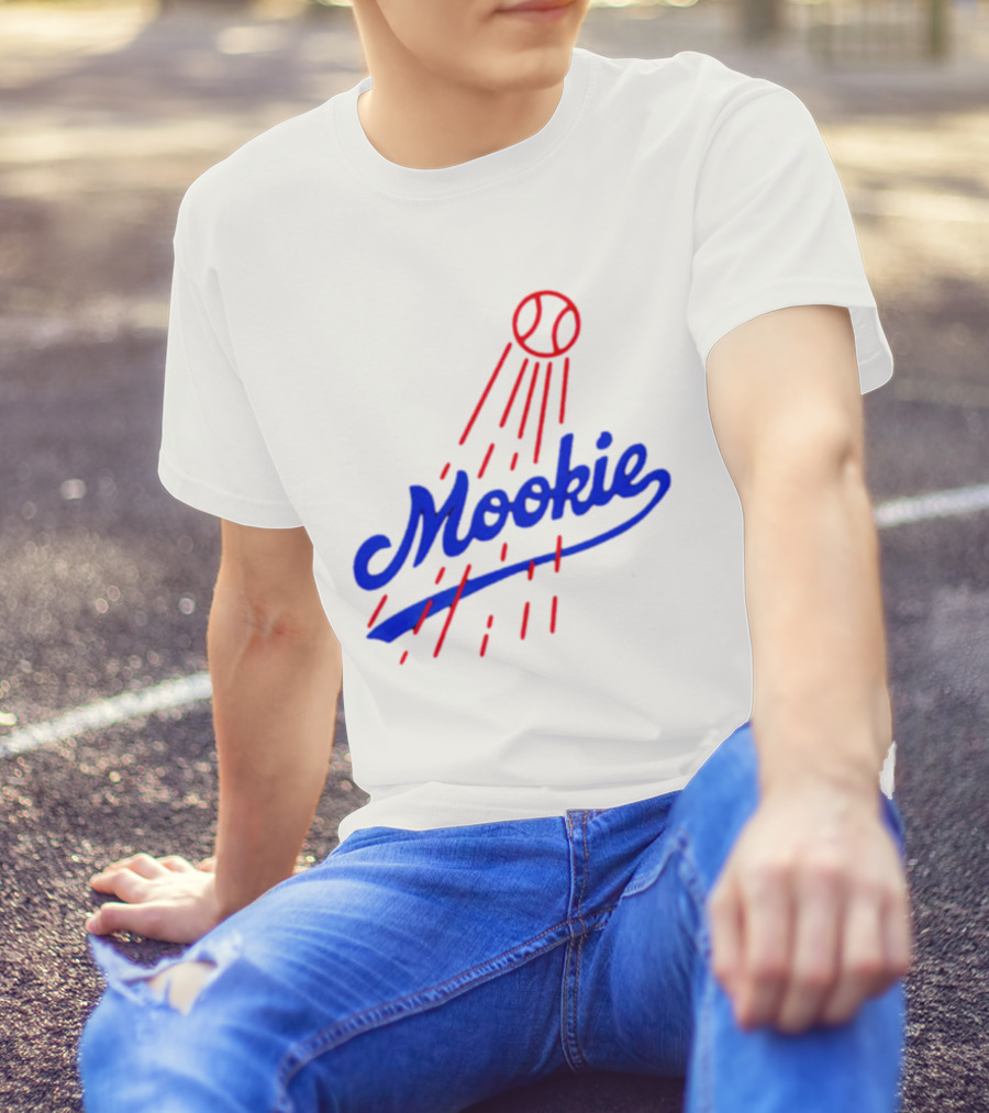 Mookie Signature Red Baseball Design Los Angeles Dodgers T-Shirt