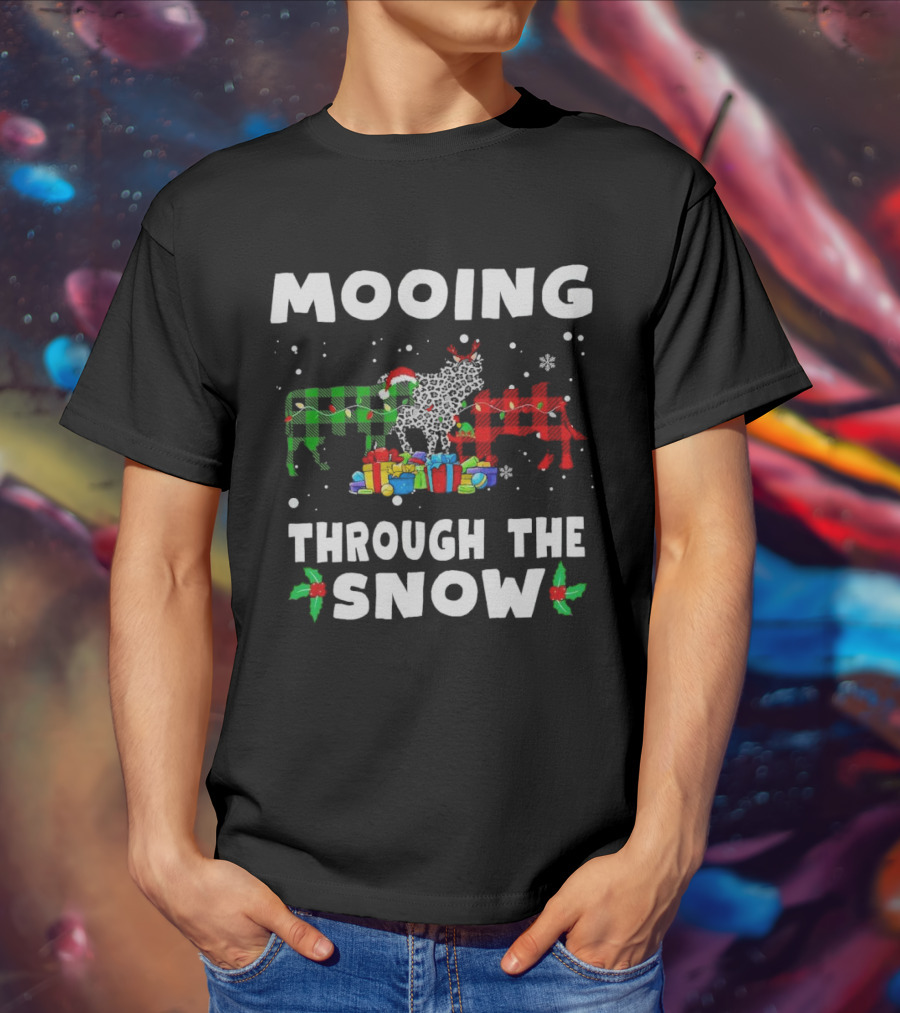 Mooing Through The Snow Christmas Plaid Cows With Presents T-Shirt