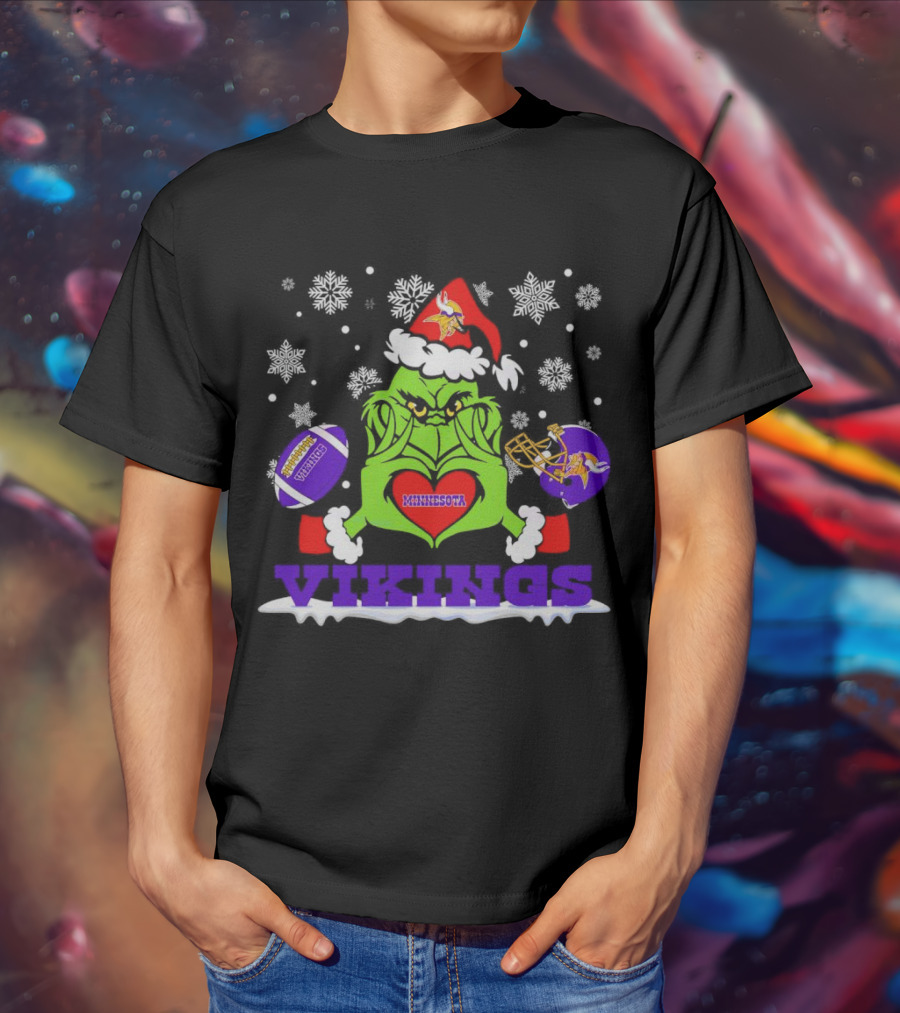 Santa Grinch Heart Minnesota Vikings Snowflakes Christmas Football Helmets T-Shirt