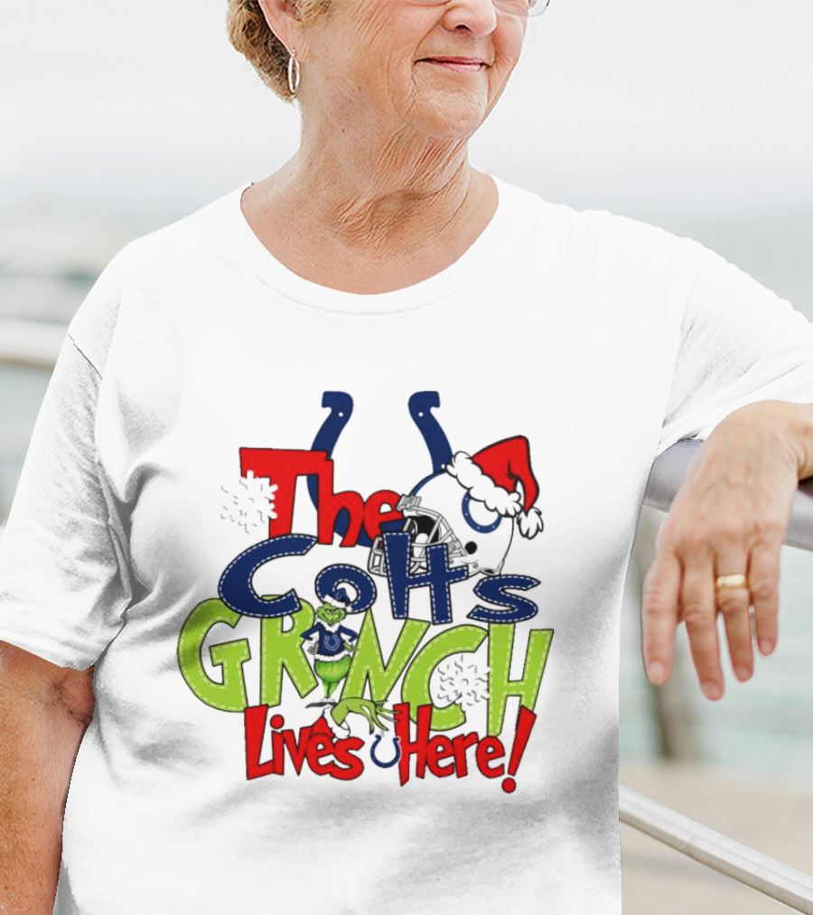 The Colts Grinch Lives Here Christmas Helmet Santa Hat T-Shirt