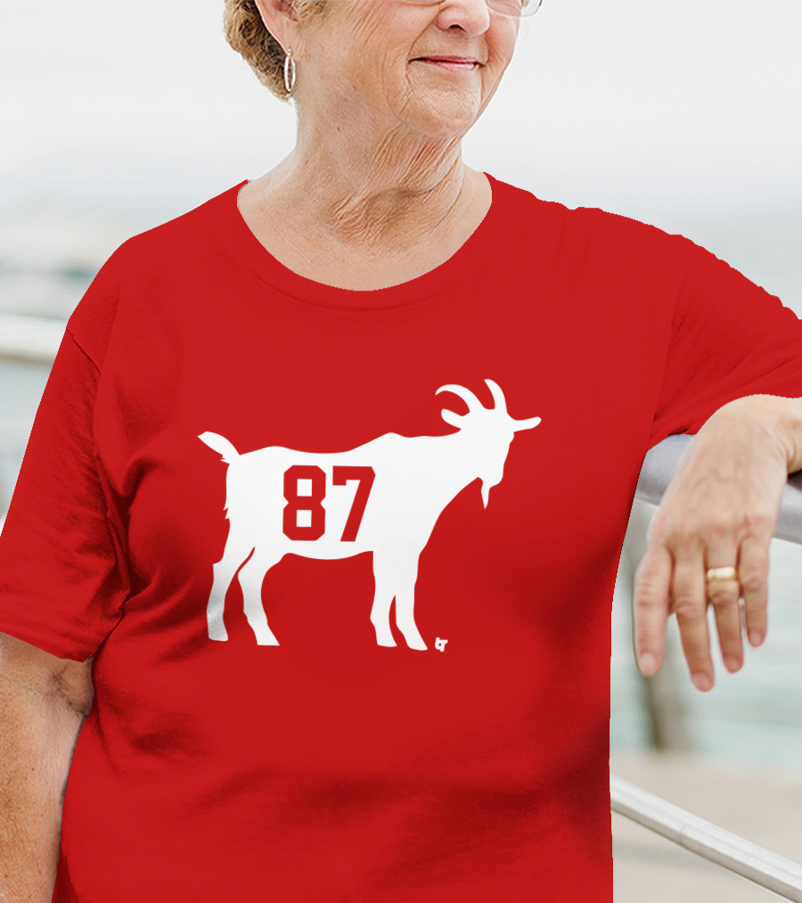 Travis Kelce GOAT 87 Football Legend T-Shirt