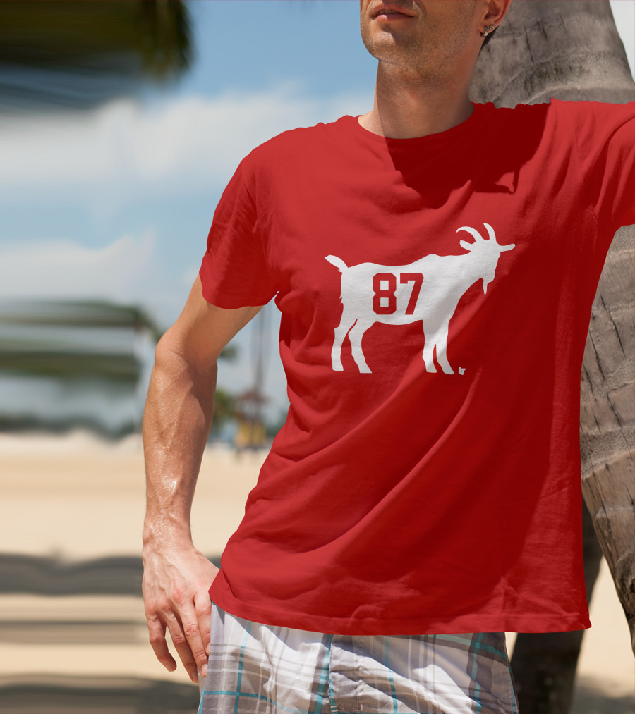 Travis Kelce GOAT 87 Football Legend T-Shirt