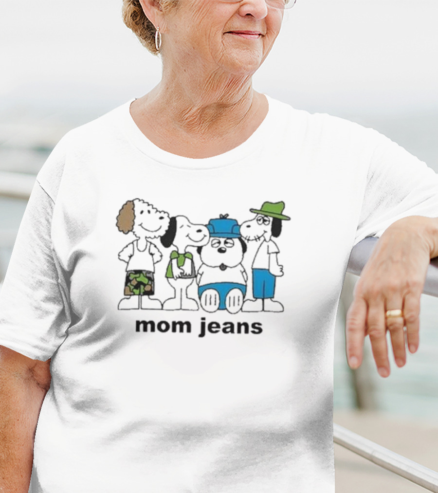Mom Jeans Original Iwantmyhoney Mj Snoopy Dogs T-Shirt
