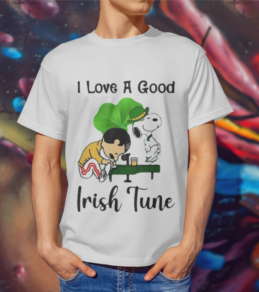 I Love A Good Irish Tune St Patrick Day Snoopy Piano Shamrock T-Shirt