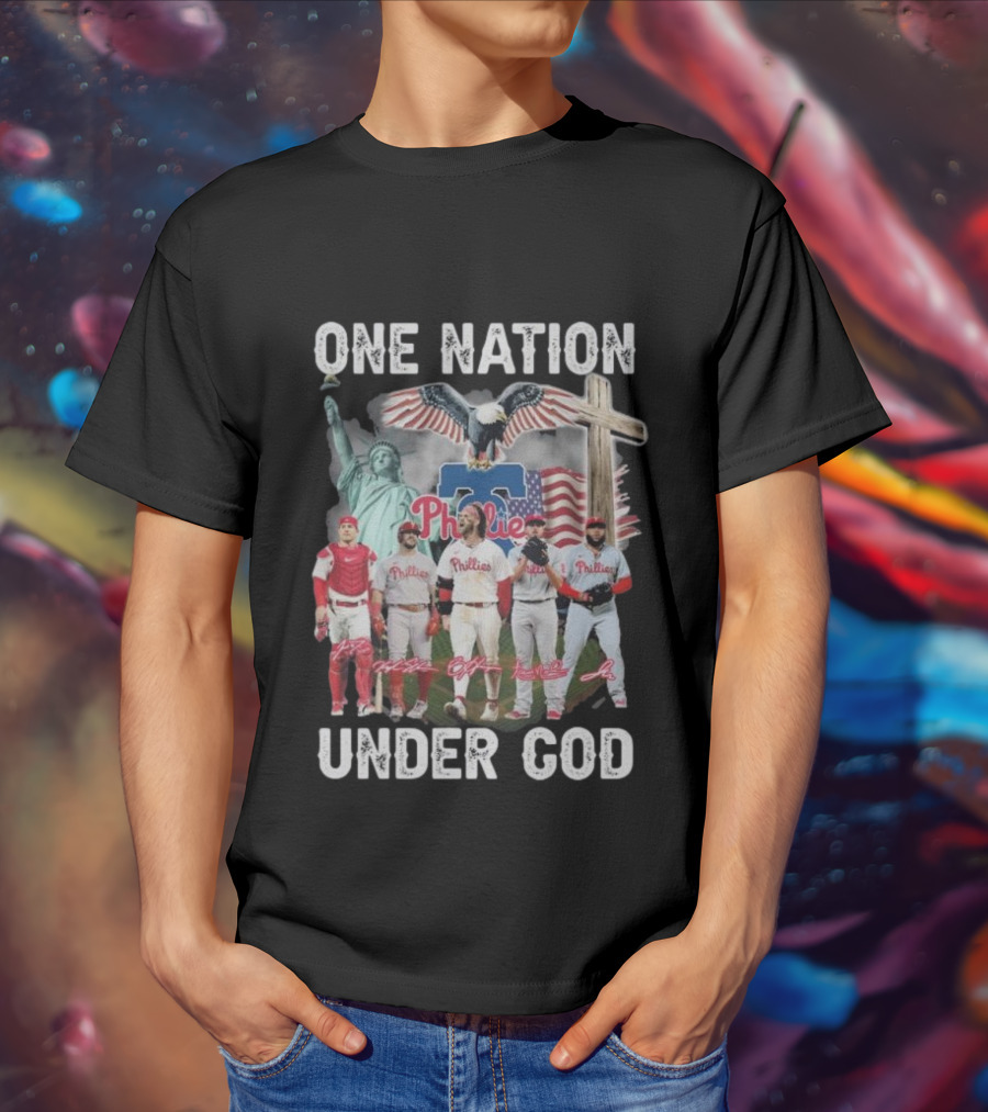 Philadelphia Phillies One Nation Under God Flag Statue Cross Signatures T-Shirt