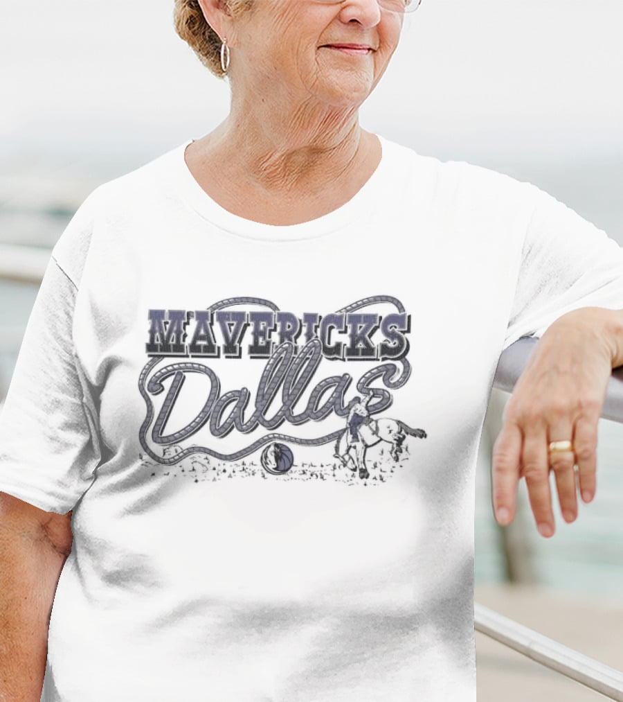 Dallas Mavericks Vintage Rope Western Horse Basketball T-Shirt