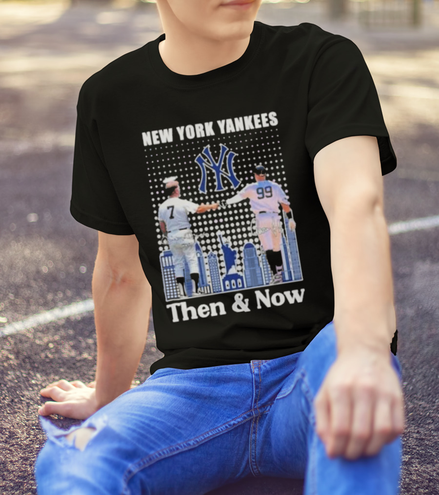 New York Yankees Then And Now Mickey Mantle 7 Aaron Judge 99 Signatures T-Shirt