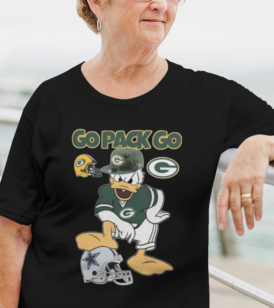Go Pack Go Donald Duck Green Bay Packers Defeats Dallas Cowboys Helmet T-Shirt