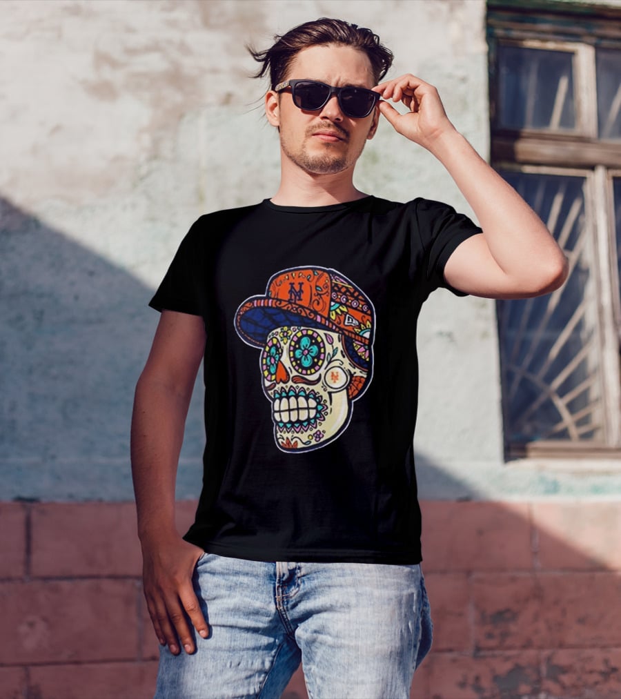 New York Mets New Era Black Sugar Skull Cap T-Shirt