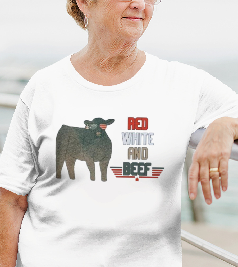 Red White And Beef American Cattle With Patriotic Sunglasses T-Shirt