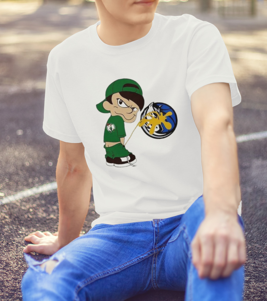 Little Boy Boston Celtics Piss On Dallas Mavericks Logo T-Shirt