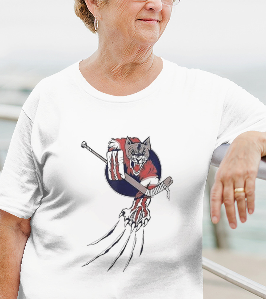 Player Goalie Beast Ice Panther Cat Cougar Hockey Claws T-Shirt