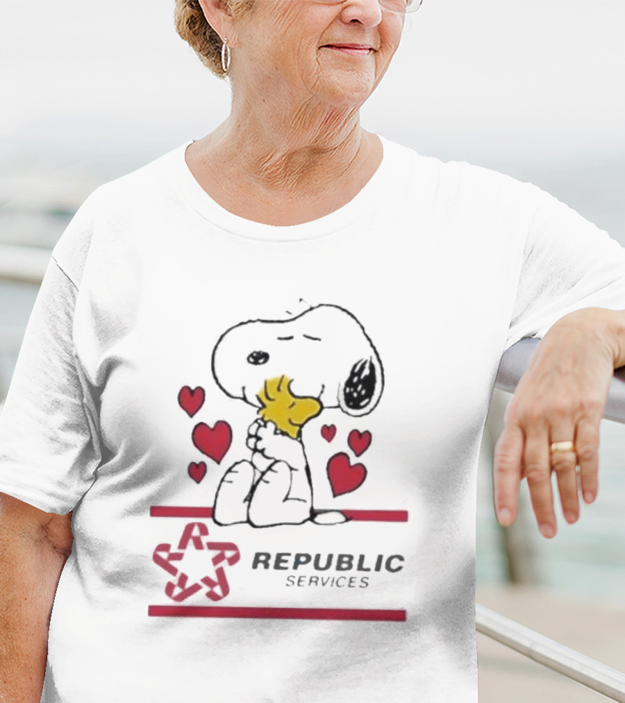 Snoopy Woodstock Republic Services Hearts T-Shirt