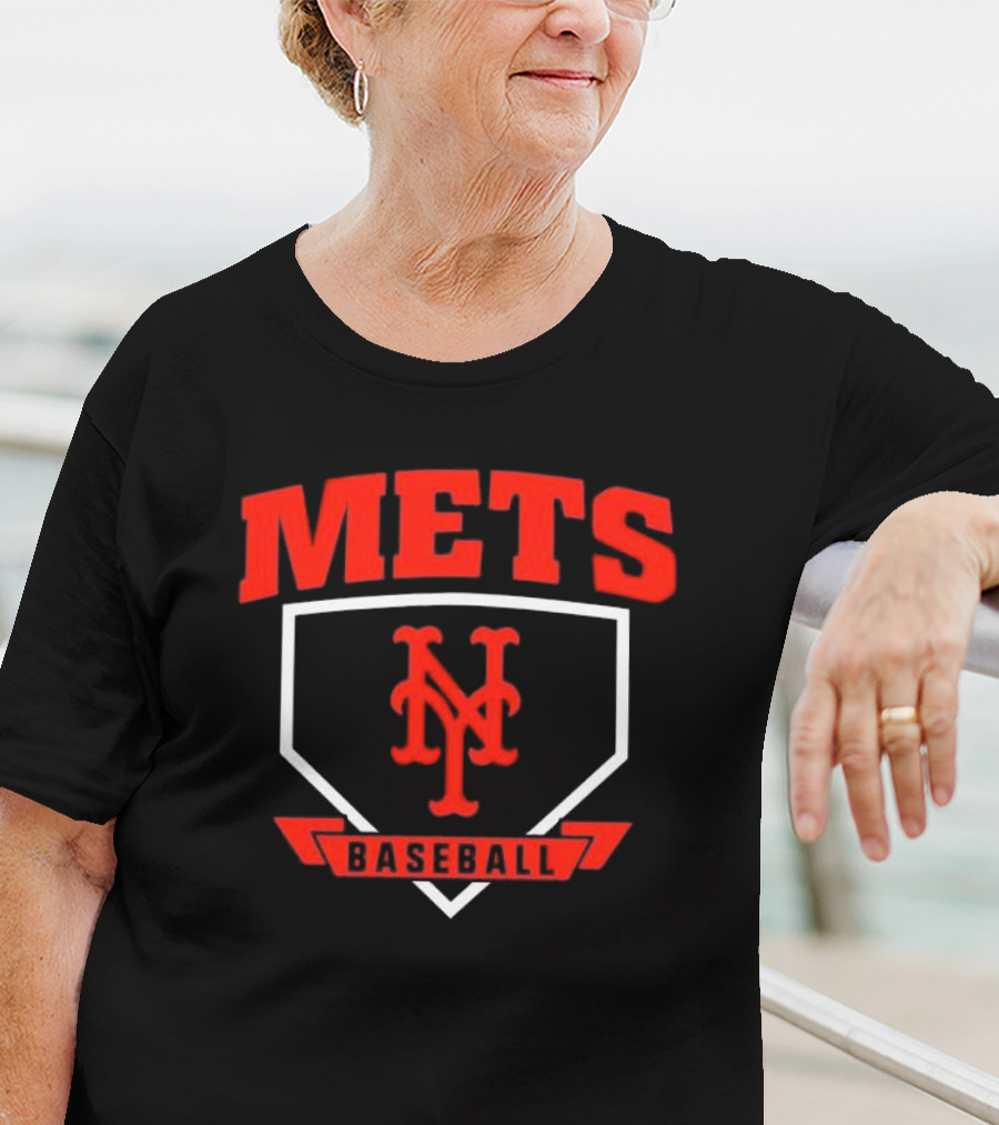 Mets Baseball Home Runer New York Mets T-Shirt