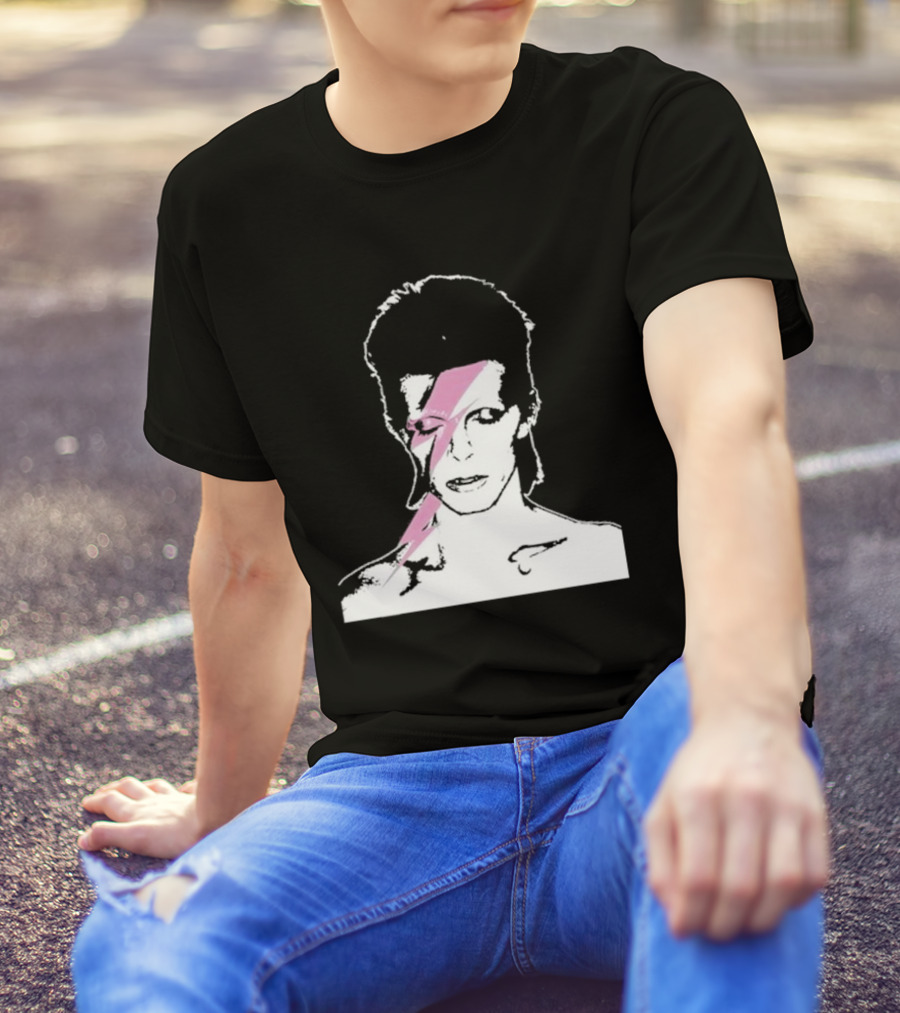 Ziggy Stardust Pink Lightning Bolt Iconic Tribute Carrie Bradshaw Connection T-Shirt