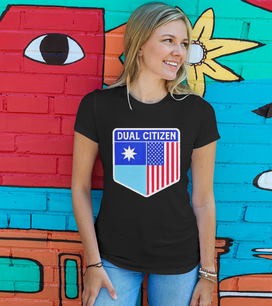 Dual Citizen Of Minnesota And USA Flag Badge T-Shirt