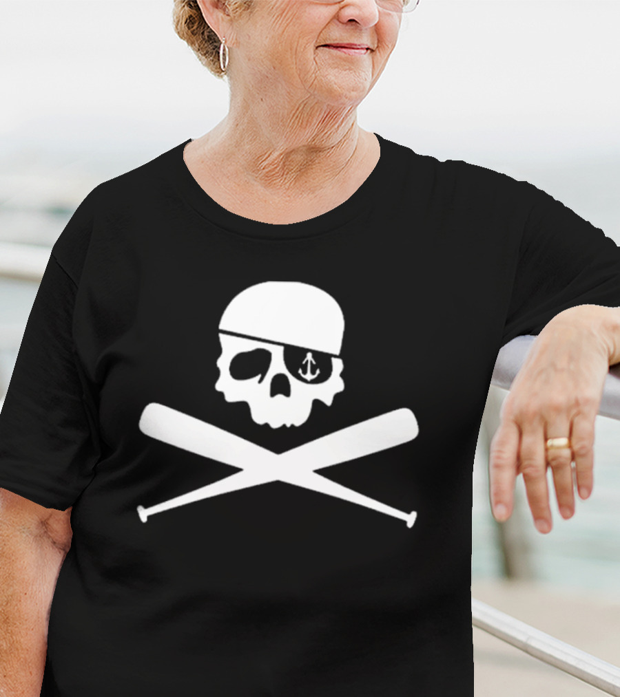 Bryan Reynolds Pirates Anchor-Eyed Skull Crossed Baseball Bats T-Shirt