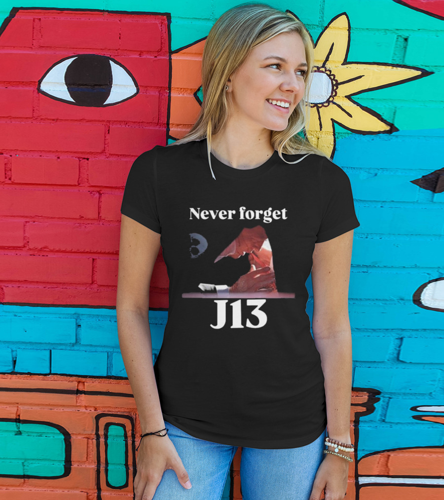 Never Forget J13 Chess King Thoughtful Moment T-Shirt