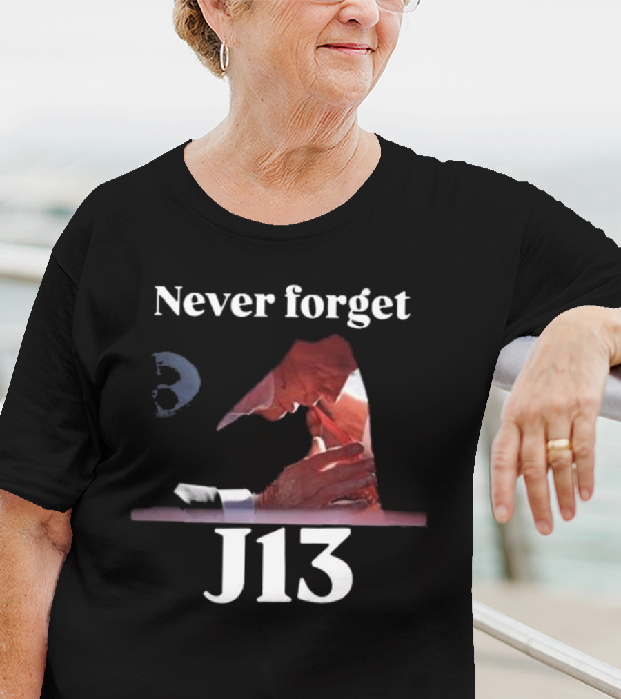 Never Forget J13 Chess King Thoughtful Moment T-Shirt