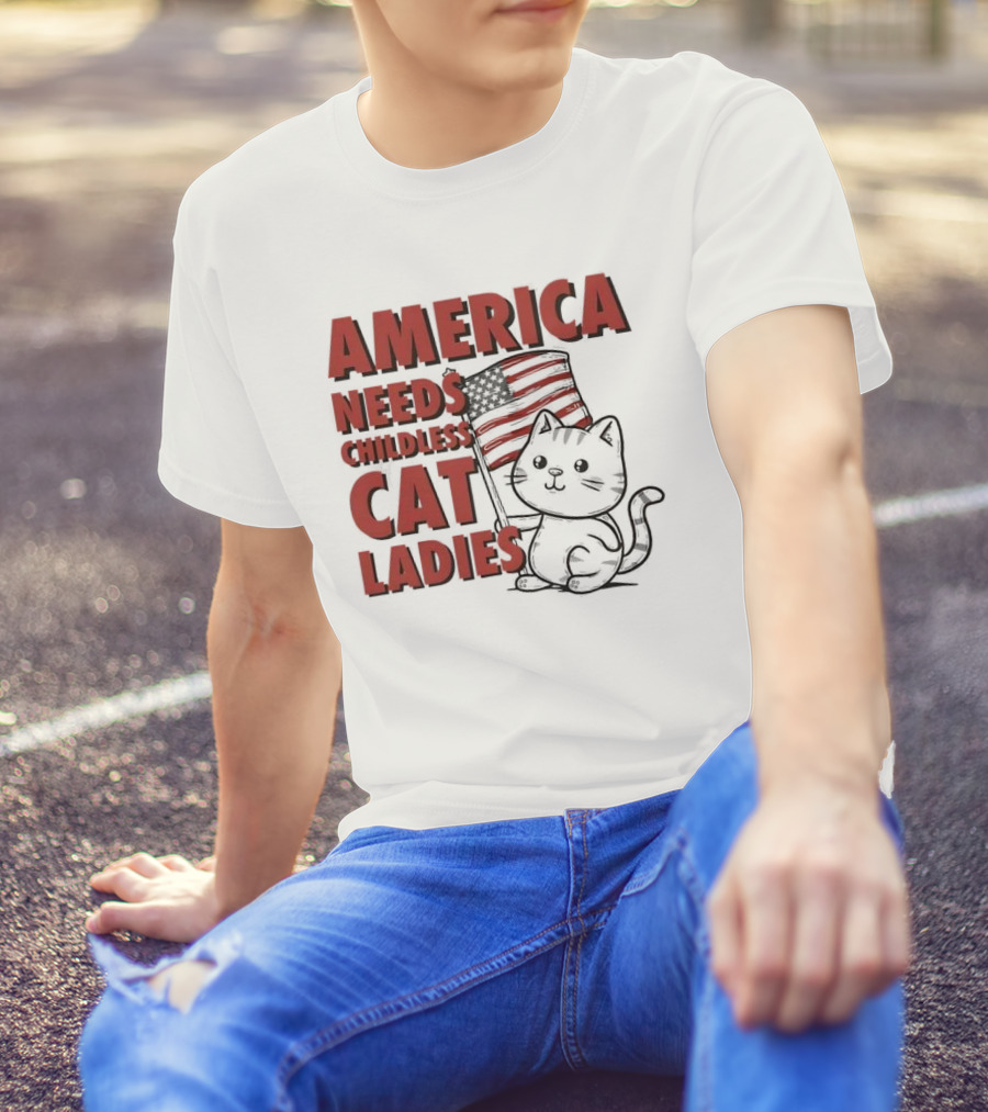 America Needs Childless Cat Ladies Cat With American Flag T-Shirt