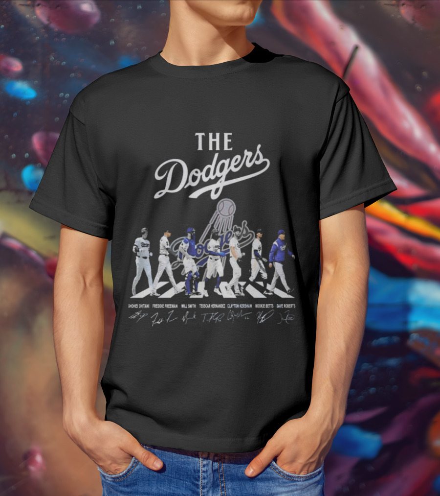 The Dodgers Shohei Ohtani Freddie Freeman Will Smith Trayce Thompson Clayton Kershaw Mookie Betts Dave Roberts Signatures T-Shirt