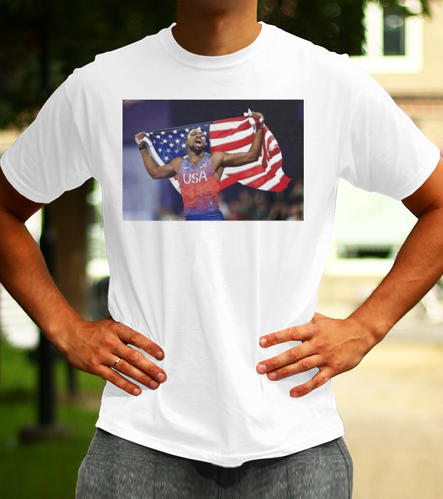 USA Track Champion Noah Lyles Celebrates 100M Victory Paris Olympics T-Shirt