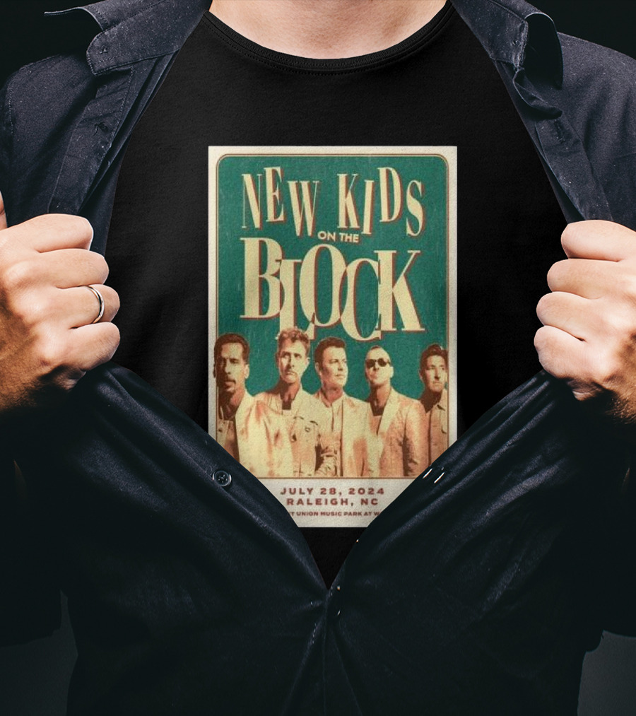 New Kids On The Block Coastal Credit Union Music Park Raleigh NC July 28 T-Shirt