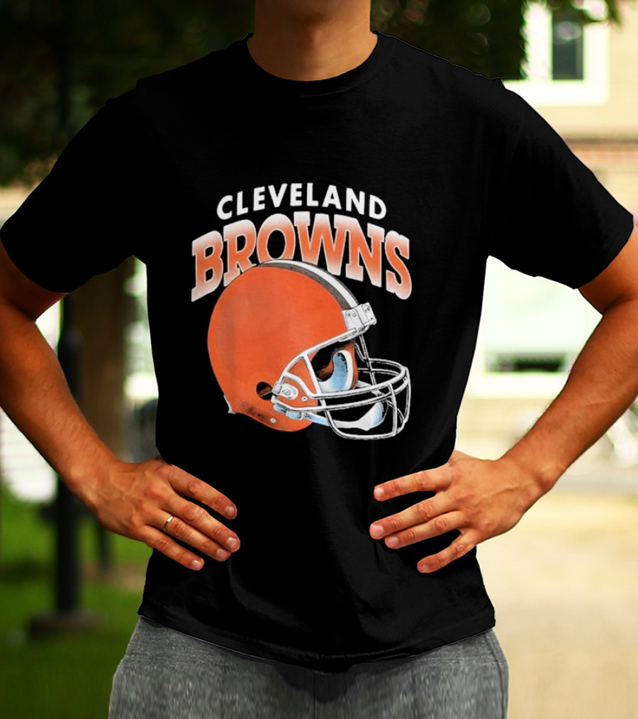 Cleveland Browns Helmet Logo Gradient T-Shirt