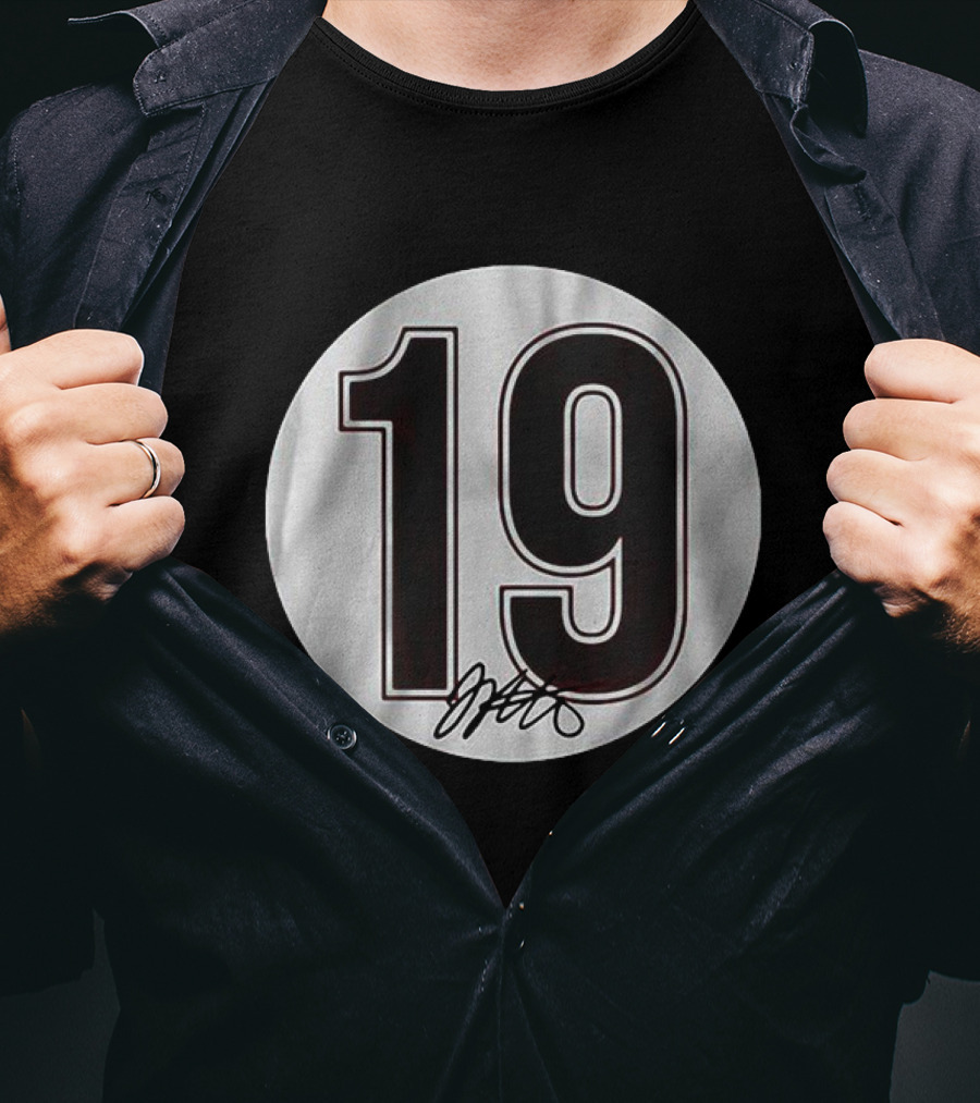 19 Joey Votto Signature T-Shirt