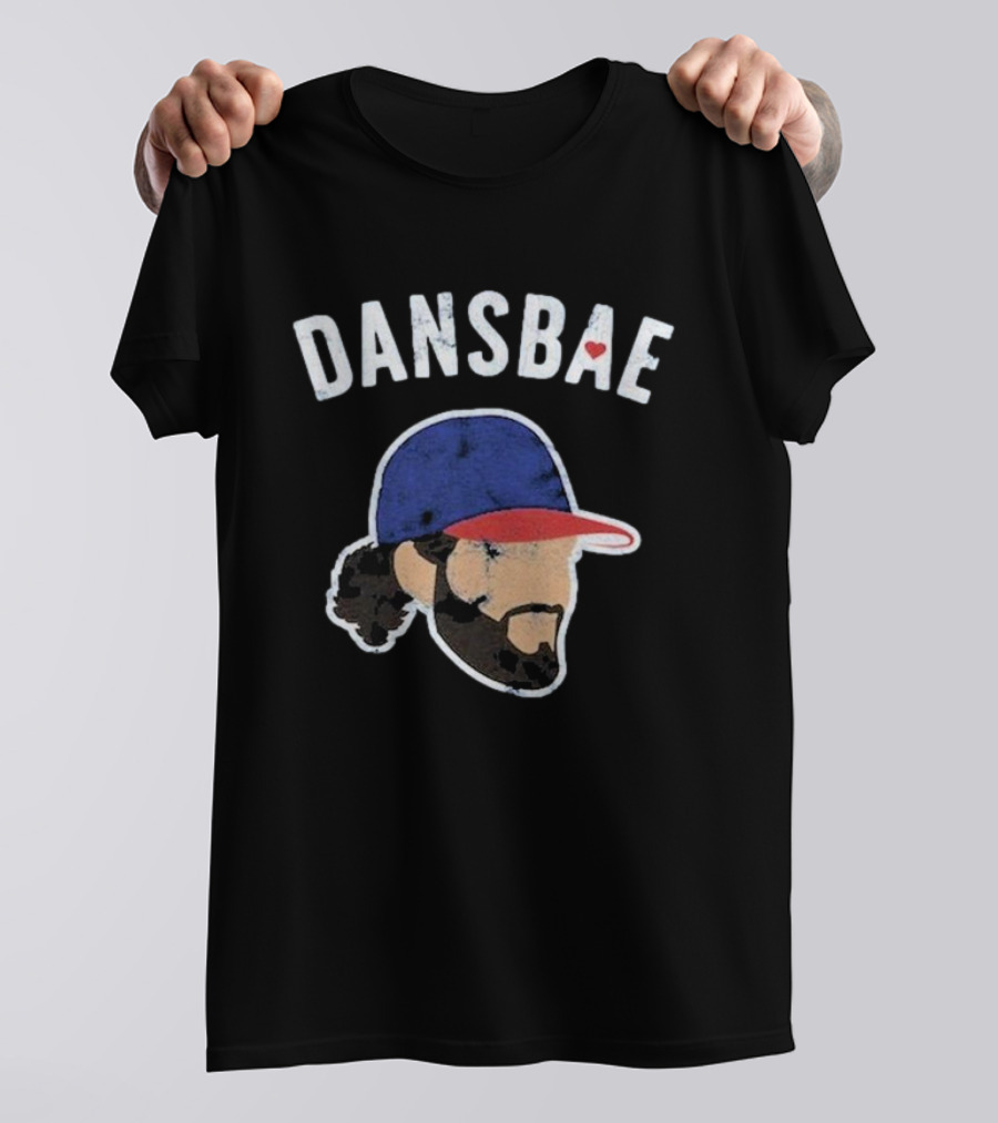 Dansbae Dansby Swanson Baseball Cap With Heart T-Shirt