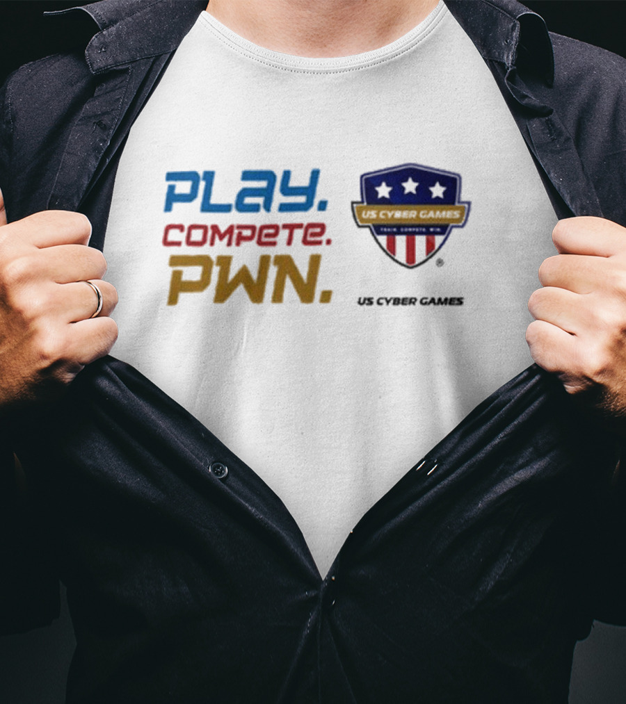 US Cyber Games Play Compete Pwn Stars And Stripes Emblem T-Shirt